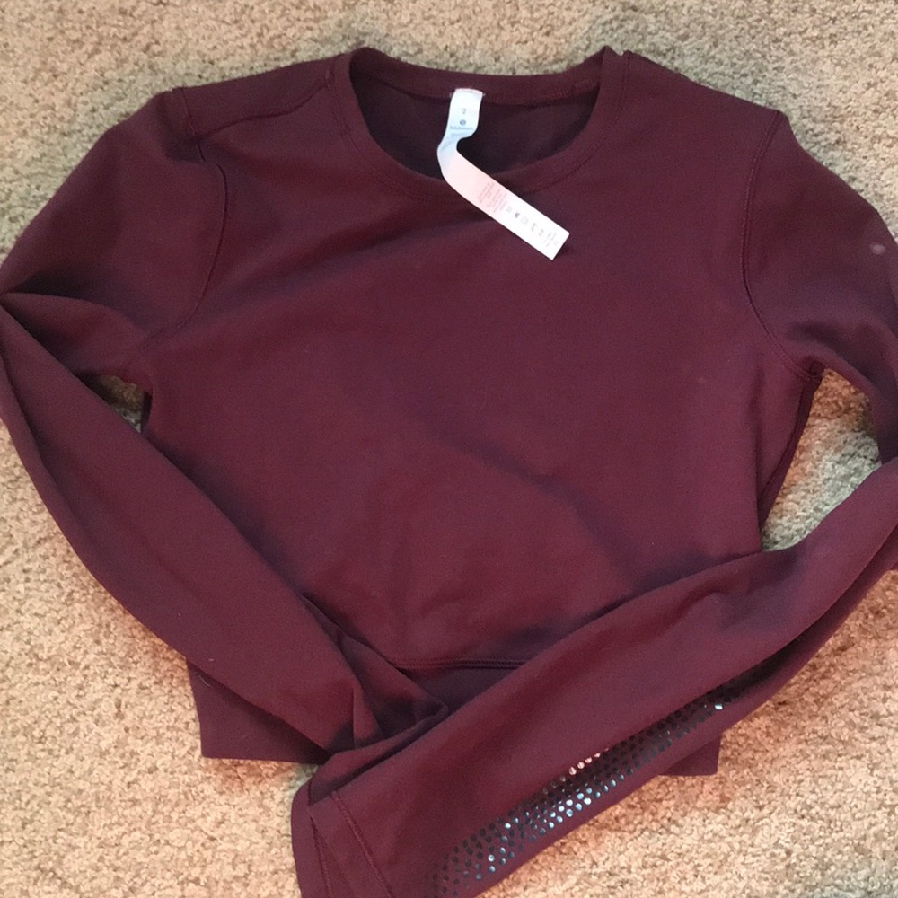 Lululemon crop top